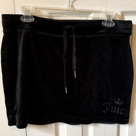 Juicy Couture F21 Dresses & Skirts - JUICY COUTURE F21 Plush Velour Mini Skirt